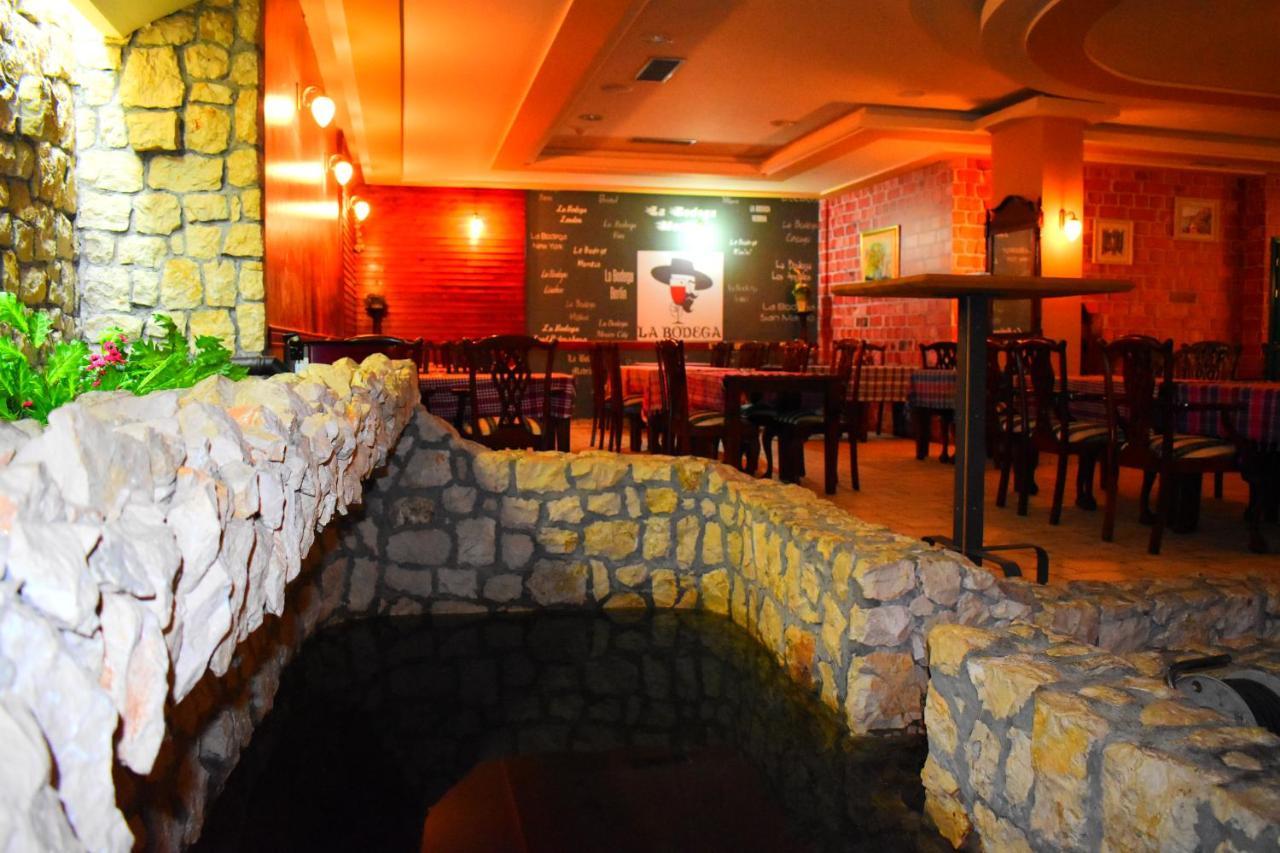 Hotel Vila Ivankovic Buna Εξωτερικό φωτογραφία